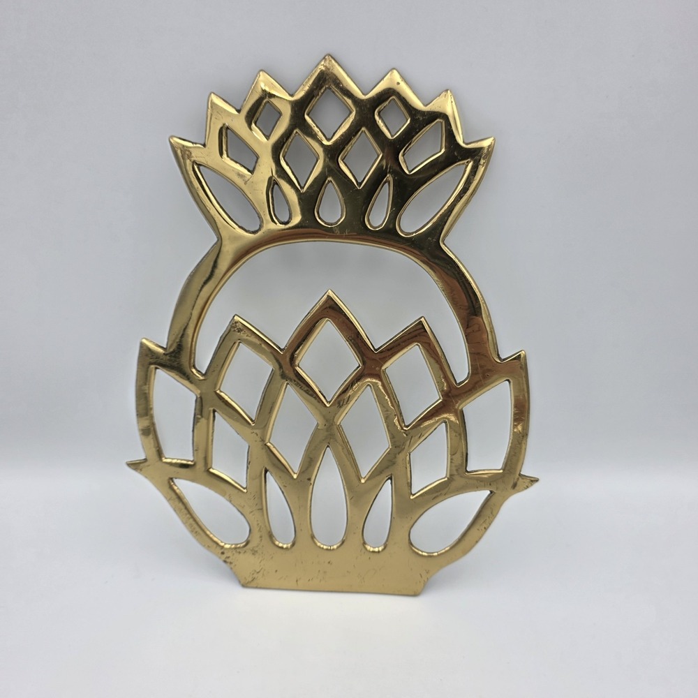 Virginia Metal-crafters Brass Pineapple Shaped Trivet Newport Pineapple